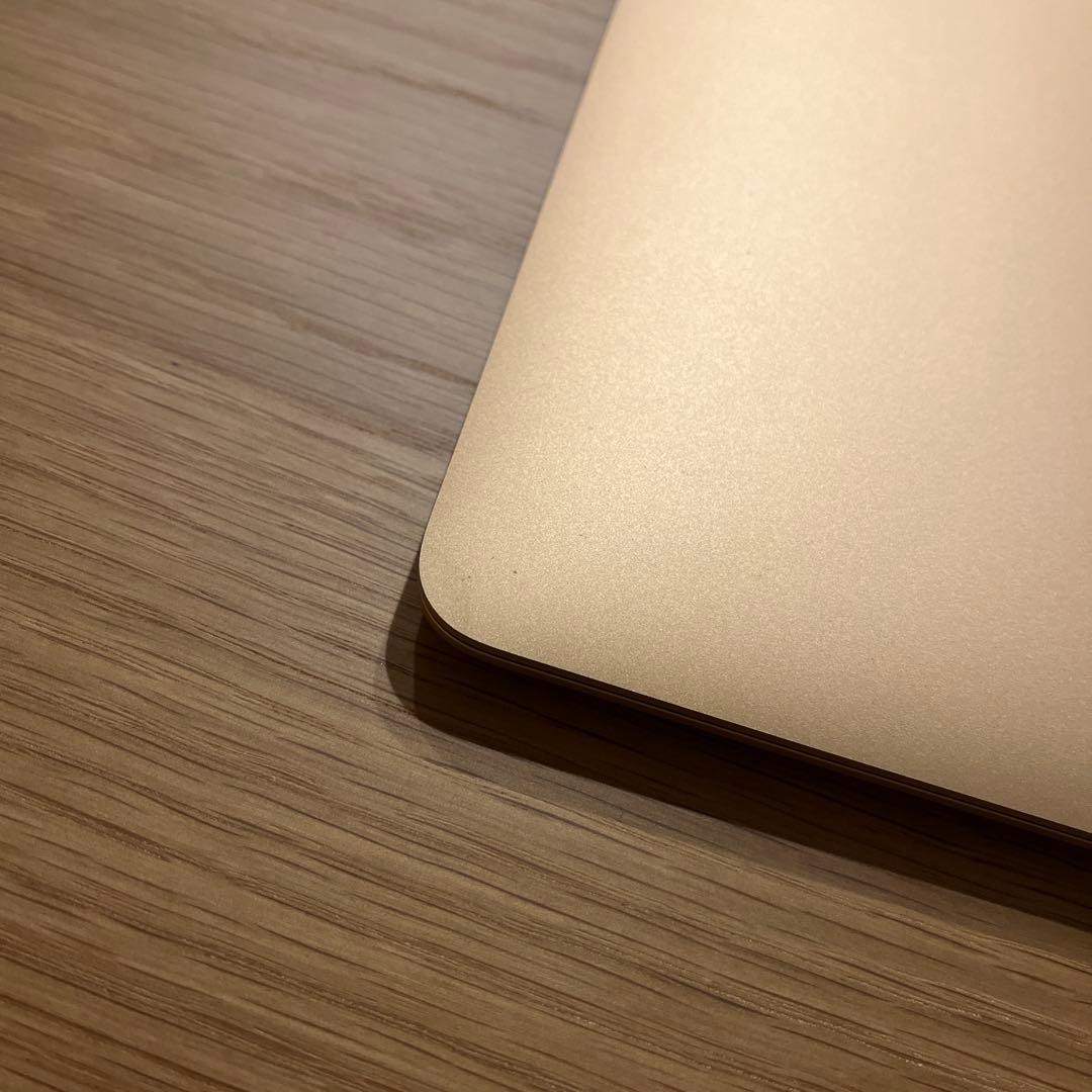 ももんやで様専用】MacBookAir 本体 ACアダプタ128GB 2018 - メルカリ