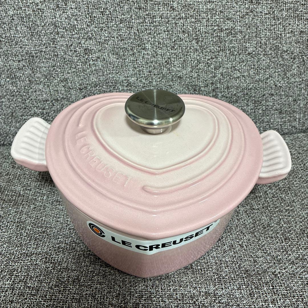 ル・クルーゼ　ハート型の鍋 ル・クルーゼ 鍋 ハート型 - メルカリ