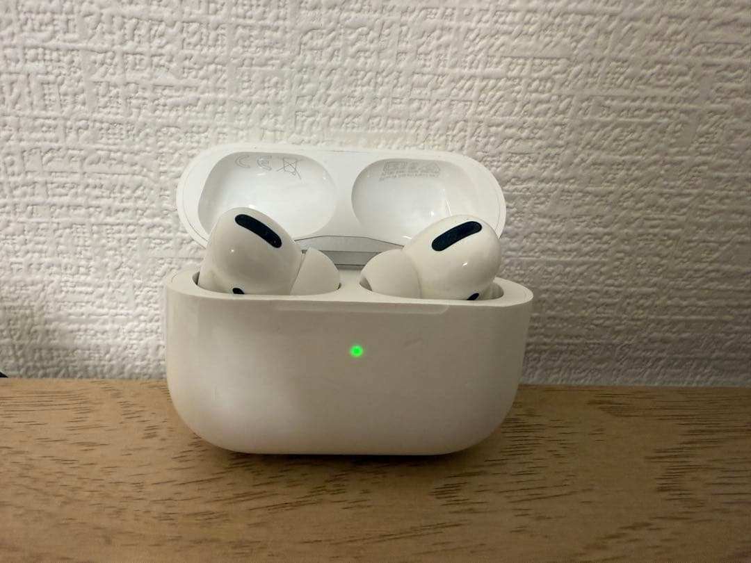 ジャンク品】Apple AirPods Pro 本体 ホワイト 第1世代 - メルカリ