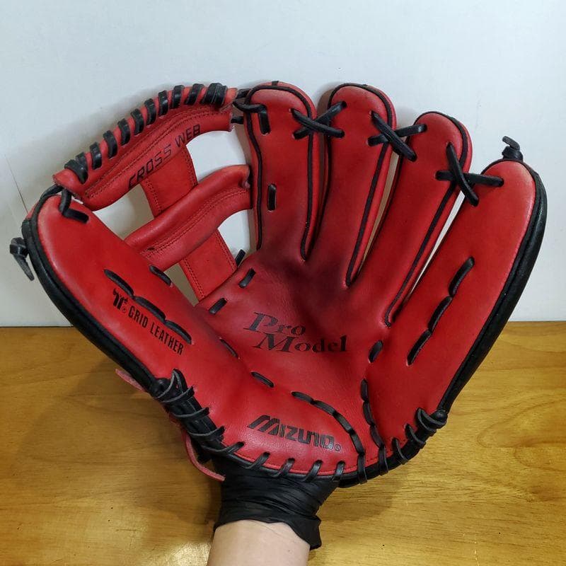 ミズノ 松井秀喜モデル 限定カラー Mラベル Mizuno 外野用 軟式