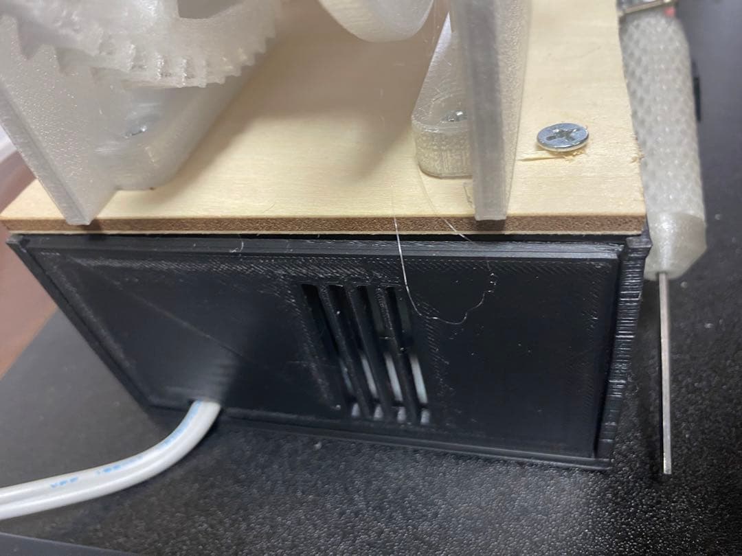 ペットボトルフィラメントメーカー 作業に必須なバルブキャップと