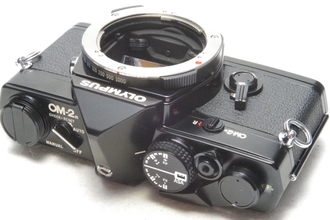 OLYMPUS OM-2N ブラック 35mm フィルム 一眼レフ 訳有 美品+ - メルカリ