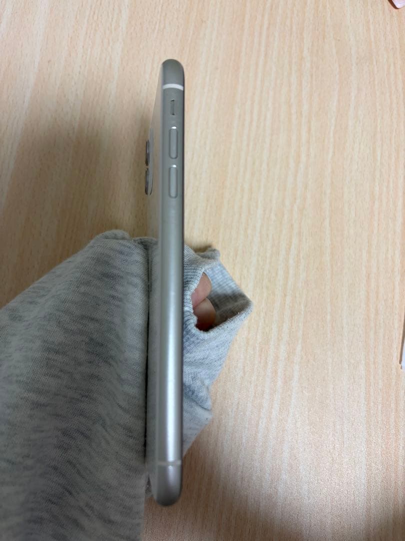 Apple iPhone 11 ホワイト 本体 128GB SIMフリー - メルカリ