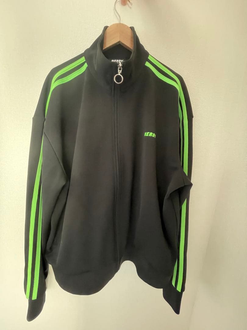 NERDY ノルディ ジャージ上下 セットアップ - メルカリ