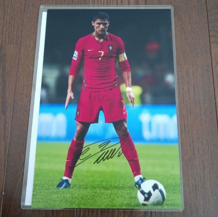 クリスティアーノ・ロナウド（ポルトガル代表）直筆サイン入りフォト