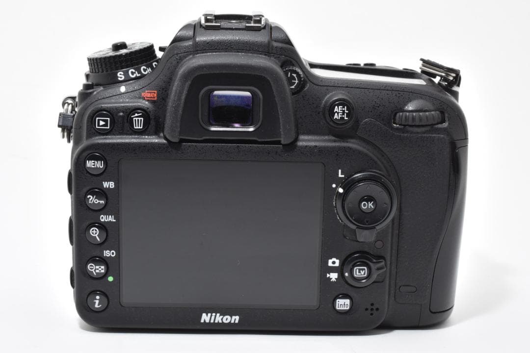 《完動品》 ニコン Nikon D7200 ボディ　取説付き・初期不良補償