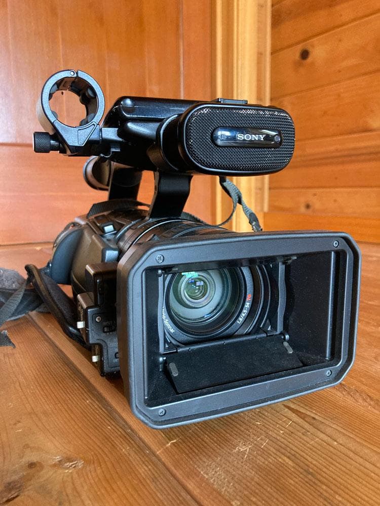 SONY SONY HVR - Z1J 業務用ビデオカメラ 3CCD ≪業務用≫ HVR-Z1J ビデオカメラ SONY｜ソニー 通販 | ビックカメラ.com