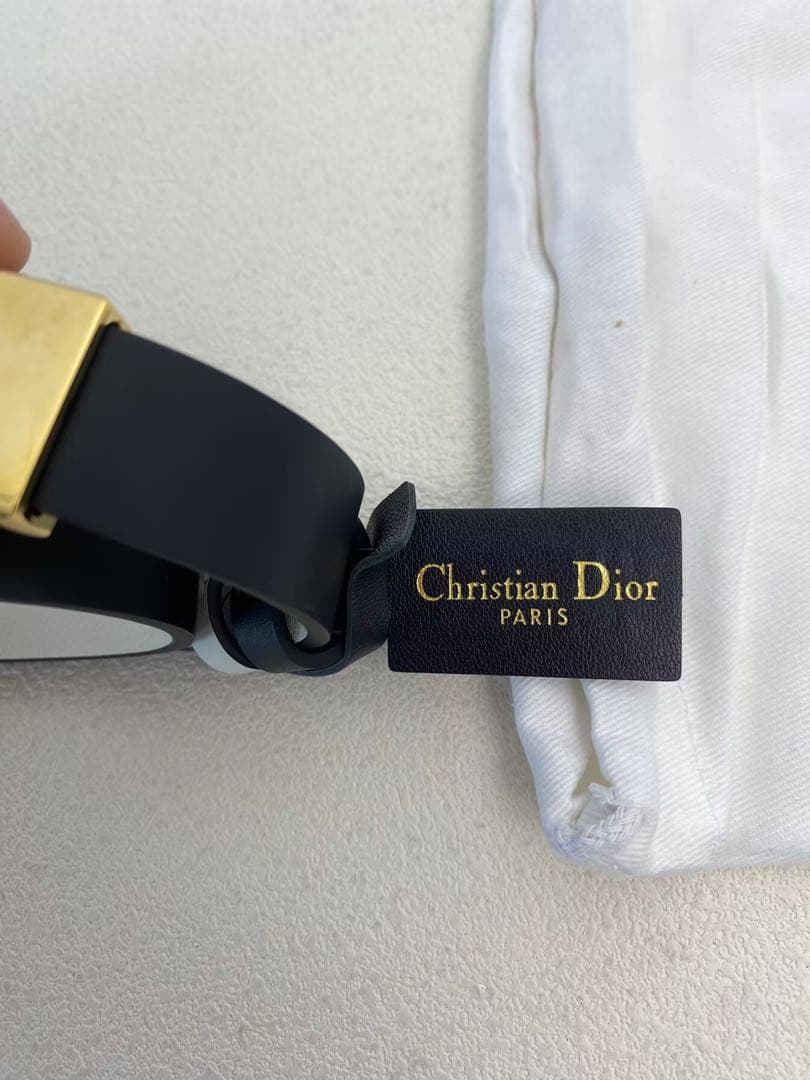 Dior ブラック レザーベルト ゴールドバックル - メルカリ
