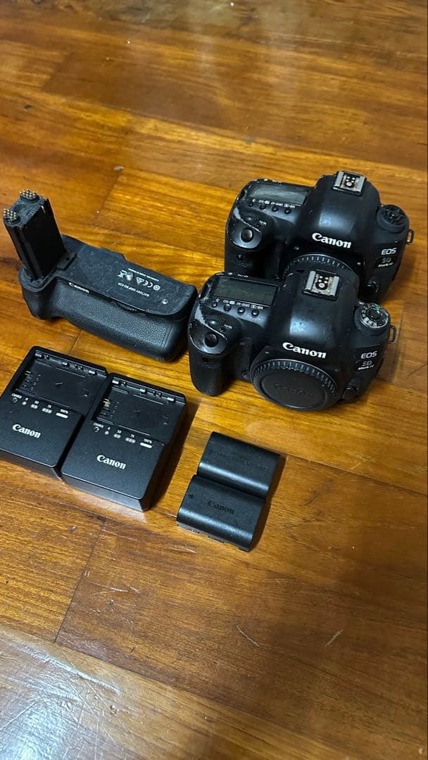 Canon EOS 5D mark4 2台セット バッテリーグリップ付き バッテリーグリップ BG-E20 CANON｜キヤノン 通販 | ビックカメラ.com