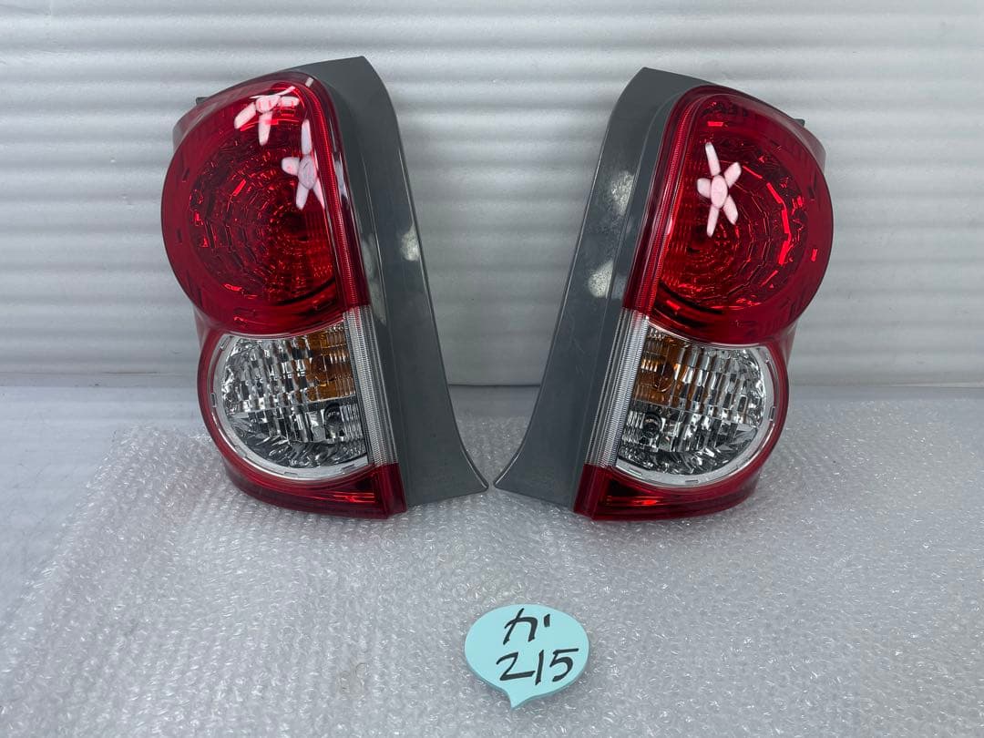 トヨタ ルミオン NZE151N 前期型 テールライト　スタンレー12-541 トヨタ 純正 カローラルミオン 《 NZE151N 》 右テールランプ 81550
