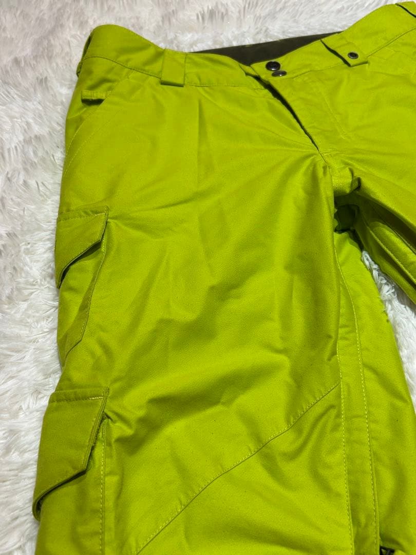 美品 BURTONスノーボードウェアカーゴパンツ メンズ L 蛍光ライム
