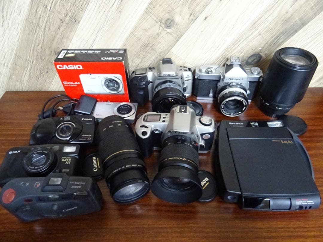 パ*ダ様 福058 カメラ 8点 まとめ売り パ*ダ様 福058 カメラ 8点 まとめ売り オリンパス(OLYMPUS)|【ジャンク