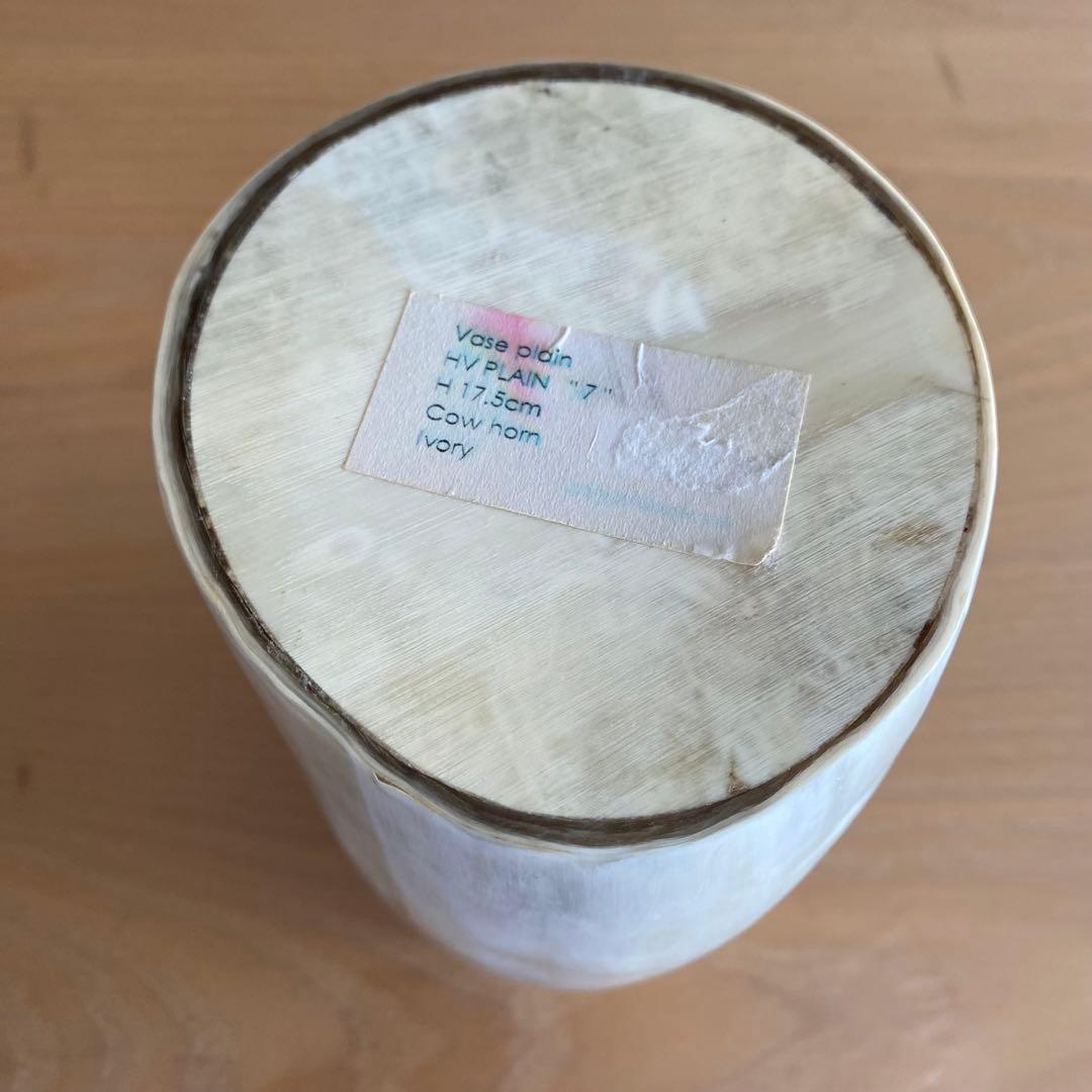 ジヤ・ケニアカウホーンベース牛角花器 水牛の角フラワーベース