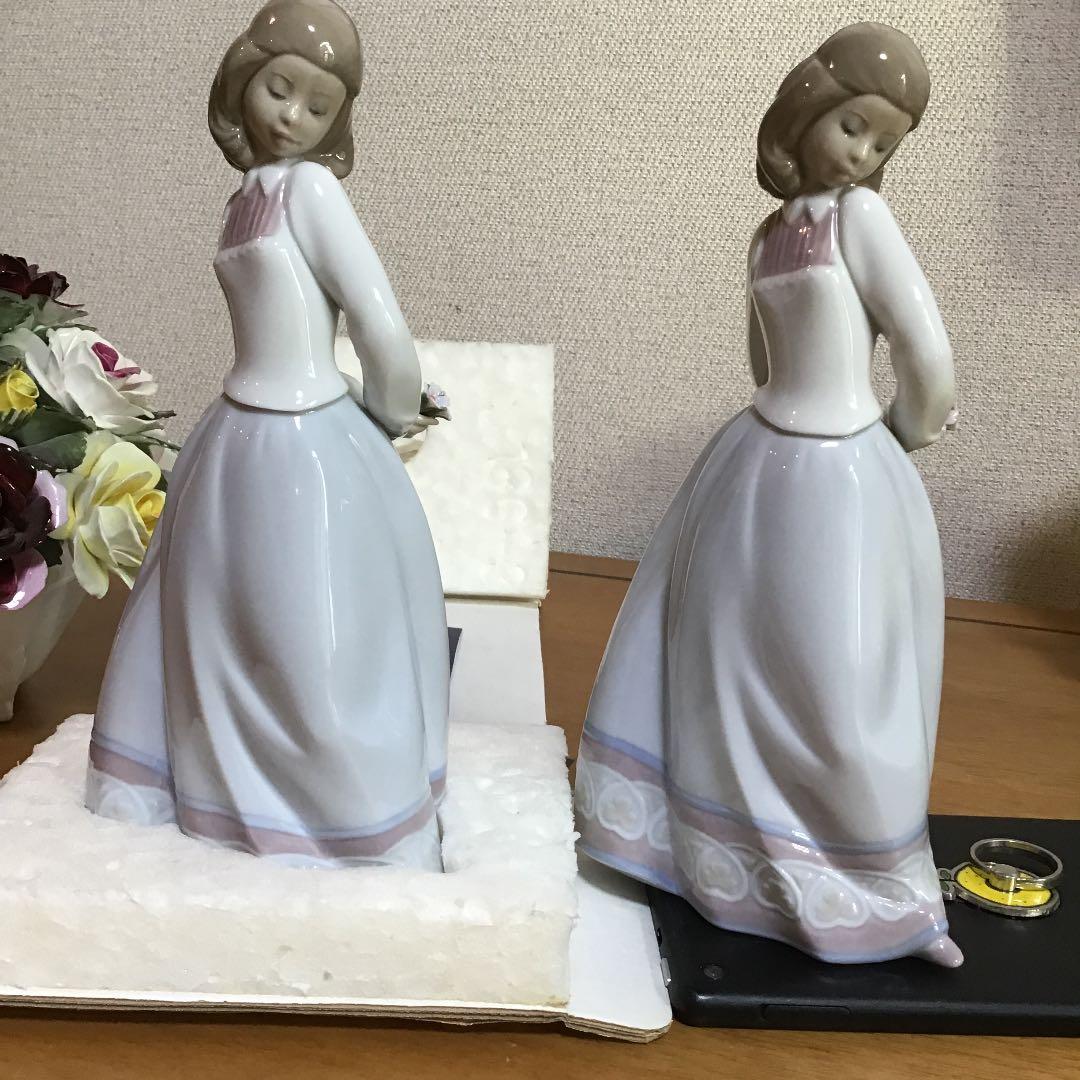 LLADRO リヤドロ Sweet＆Shy - メルカリ