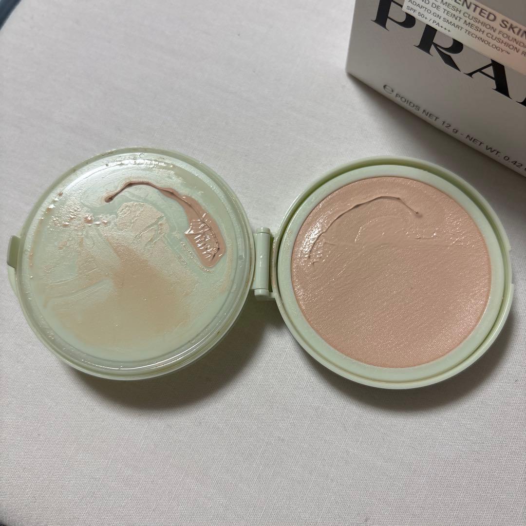 PRADA メッシュクッションファンデーション LC5 12g - メルカリ
