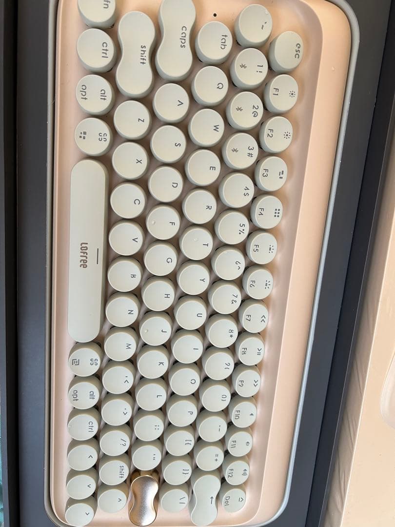 Lofree メカニカルキーボード 青軸 Bluetooth対応 - メルカリ