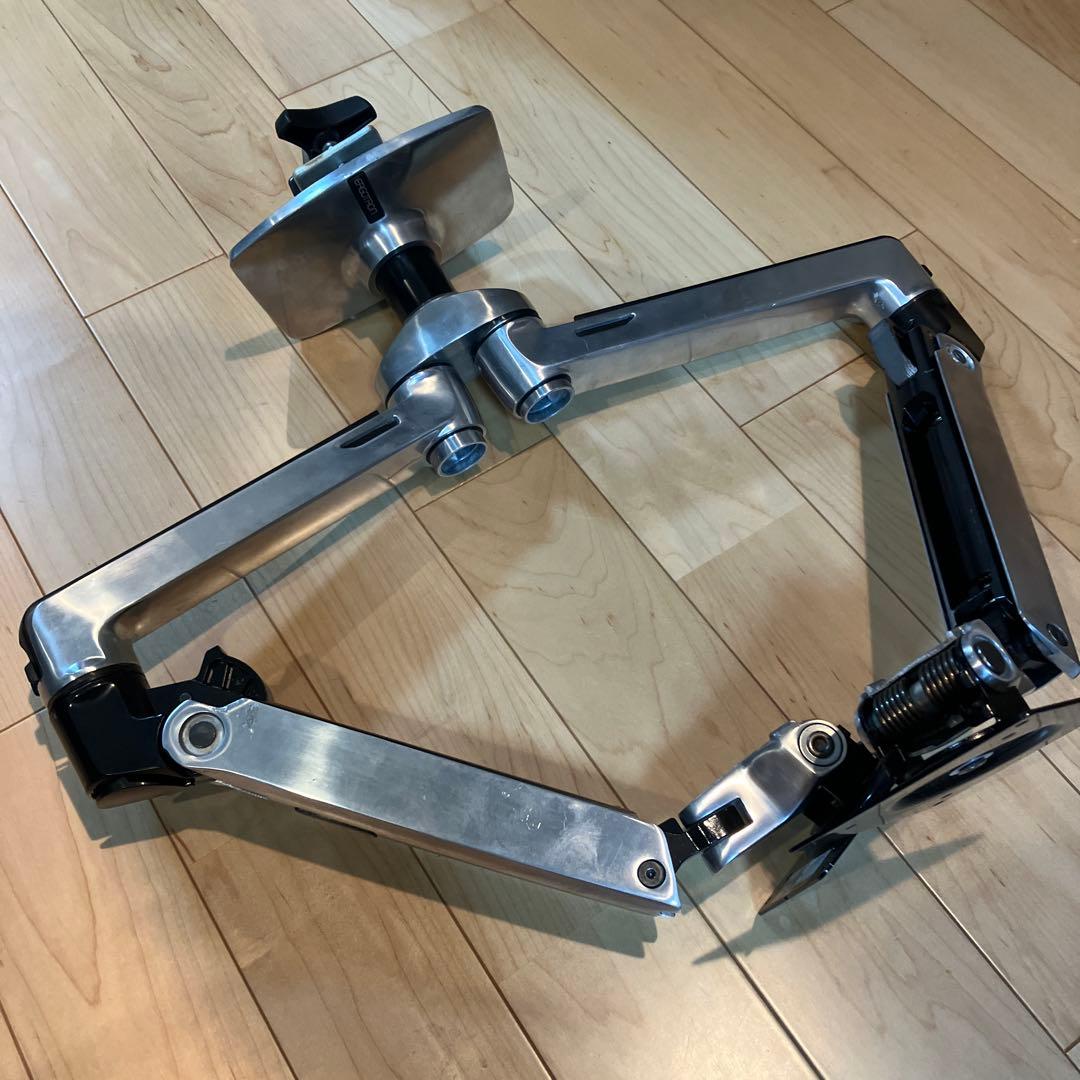 ERGOTRON エルゴトロン　LX モニターアーム デュアル 横型 シルバー Amazon.co.jp: ERGOTRON エルゴトロン LX モニターアーム デスク