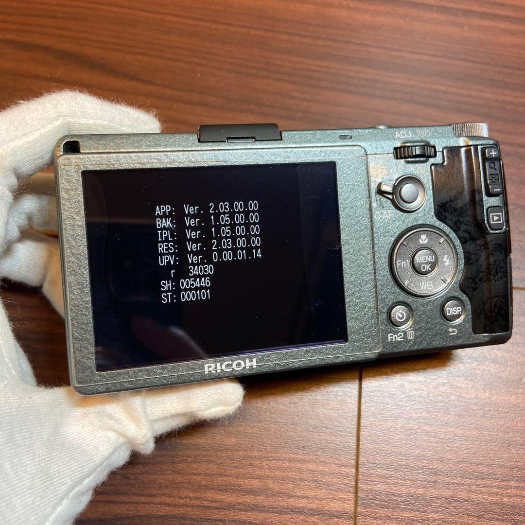 RICOH GR Limited Edition デジカメ ほぼ新品 4932 - メルカリ