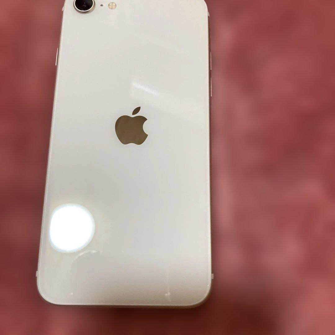 Apple iPhone 64GB SE (第3世代)ホワイト 本体 美品傷なし - メルカリ