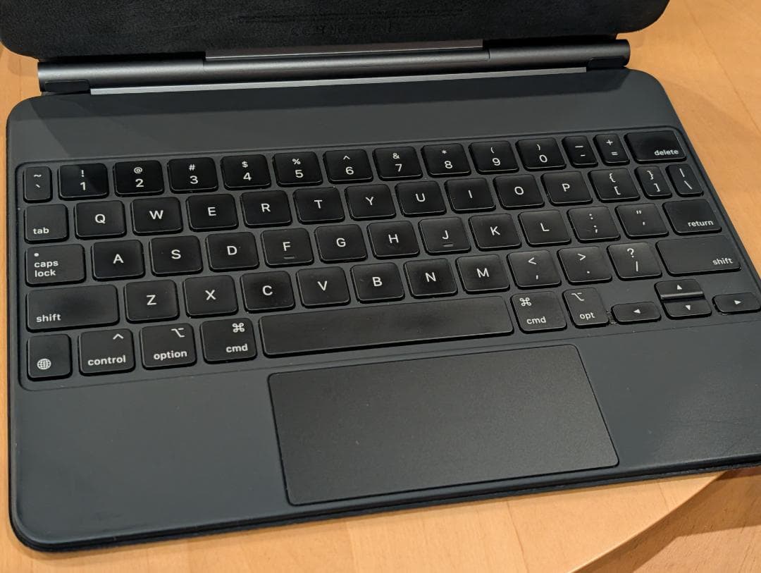 iPad Magic Keyboardブラック 英語US配列 MXQT2LL/A Apple Magic Keyboard for Apple iPad Pro 11 inch - Black MXQT2LL/A