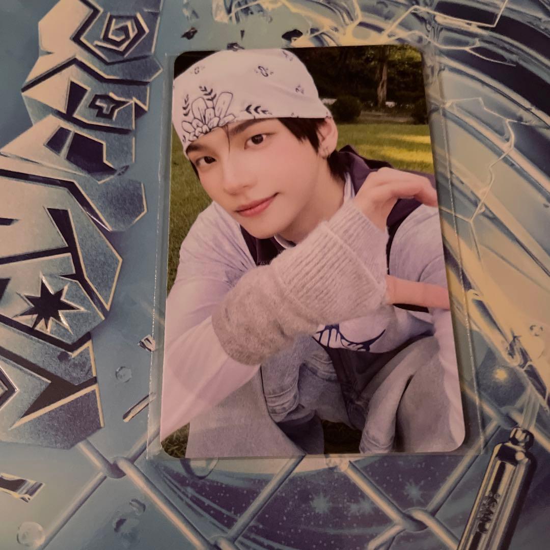 TWS play hard music korea ラキドロ シニュ - メルカリ