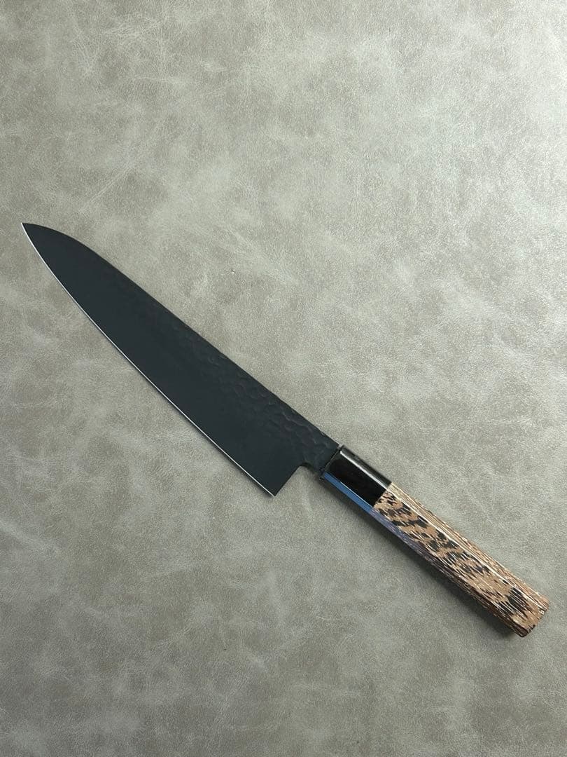 仙助 牛刀 包丁 VG10 鎚目フッ素加工 210mm ウエンジ柄 - メルカリ