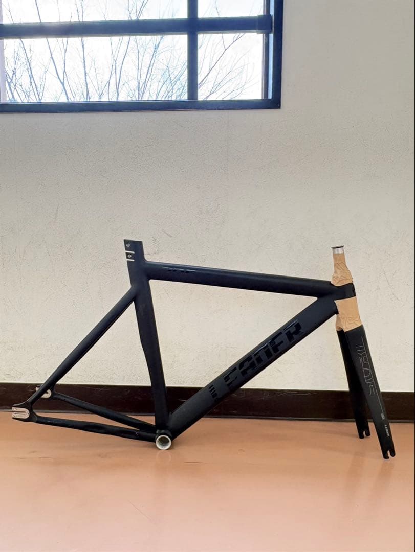 早い者勝ち】LEADER 725 フレーム - メルカリ