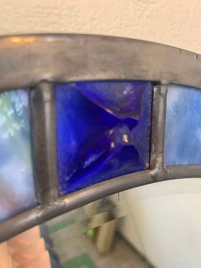 壁掛け鏡 5mm厚の面取り鏡に10個のカットジュエル ステンドグラス