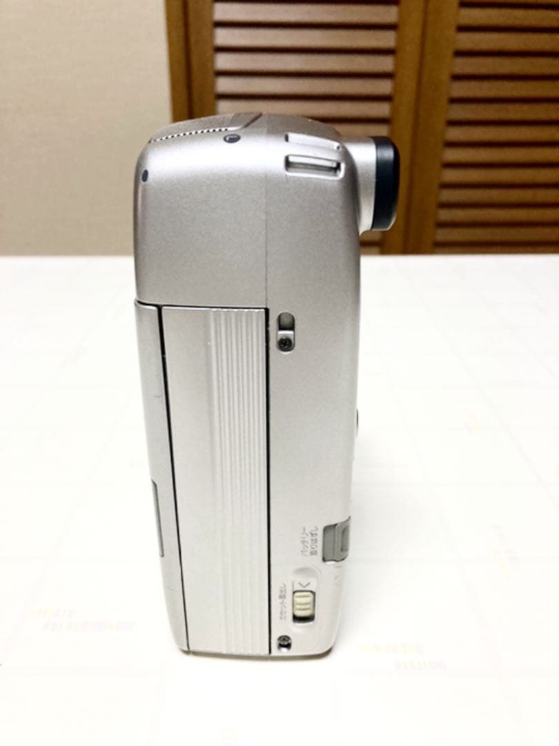 良品！【FUJIX simple-Hi8 FS-30】8ミリビデオカメラ - メルカリ