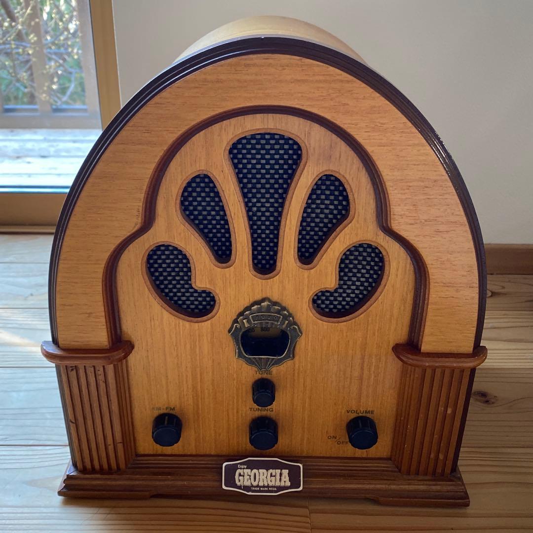 【レトロ】　ジョージア　ラジオ　アンティーク　木製　モダン　お洒落 GEORGIA アンティーク調ラジオ ジョージアのアンティーク調ラジオが