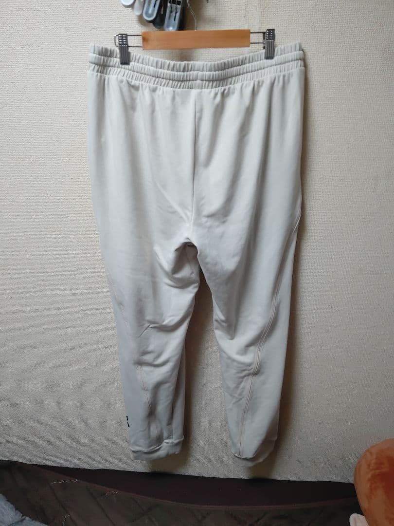 OnスウェットジョガーパンツメンズМ オフホワイト