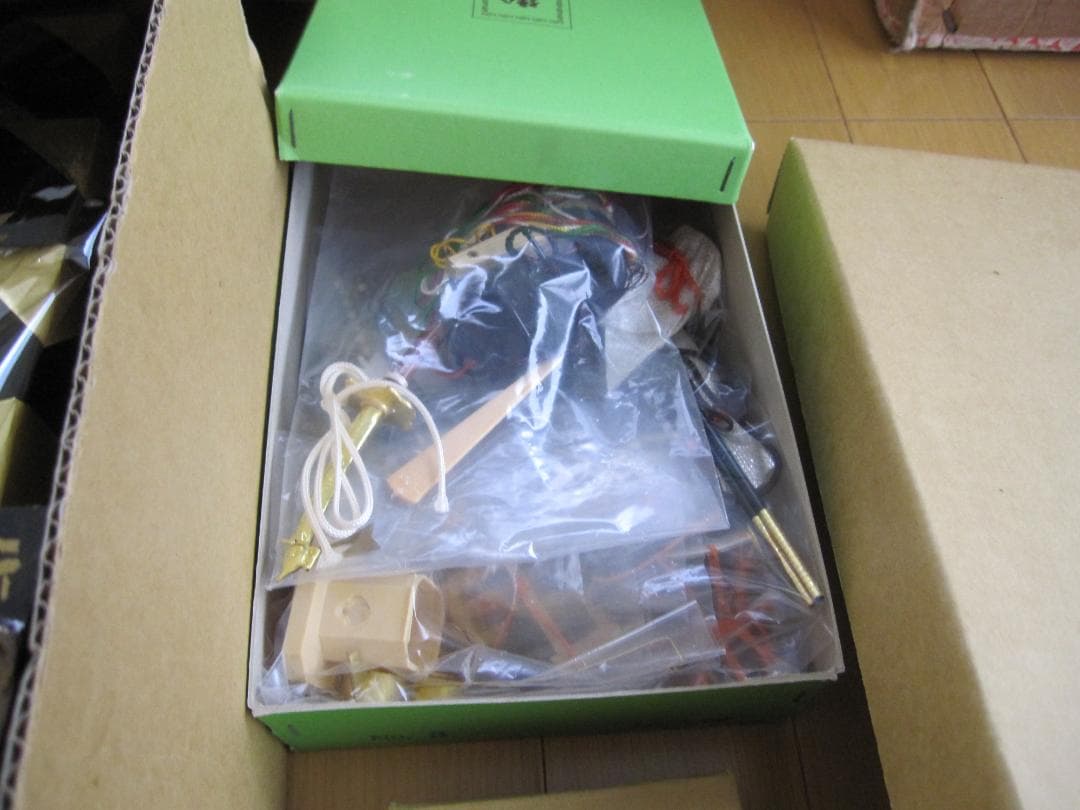 ➂雛人形 七段飾り（御雛道具、親王台）