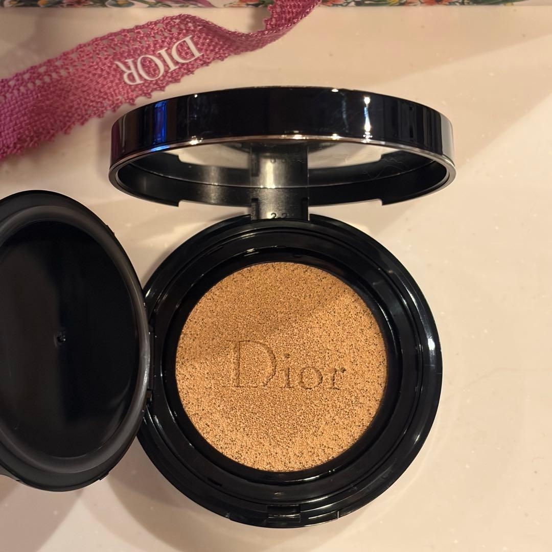 ディオールスキンフォーエヴァークッション Diorファンデーション