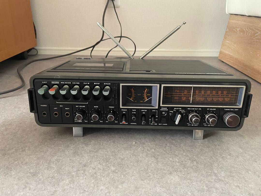 National RS-4400ラジオ・カセットプレーヤー Yahoo!オークション -「ナショナル rs-4400」(ラジカセ) (カセット