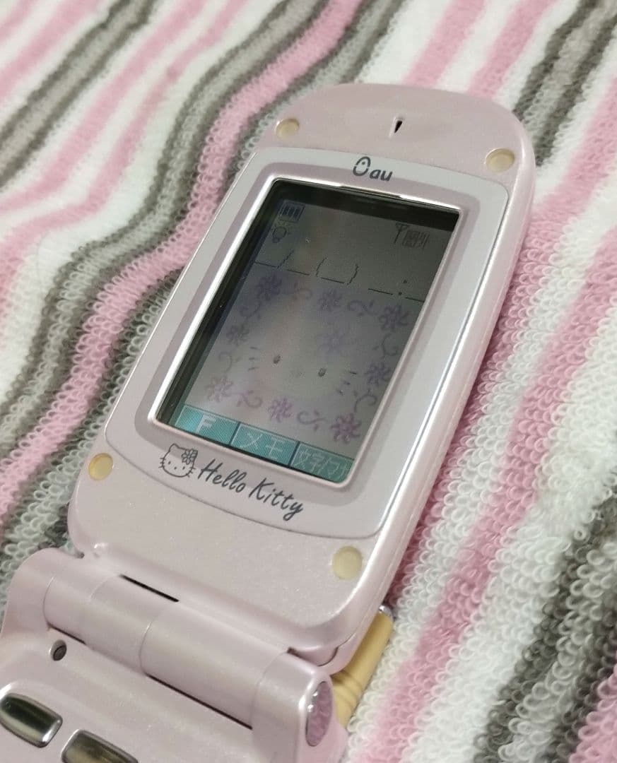 au cdmaOne ガラケー SANYO C401SA ハローキティ - メルカリ