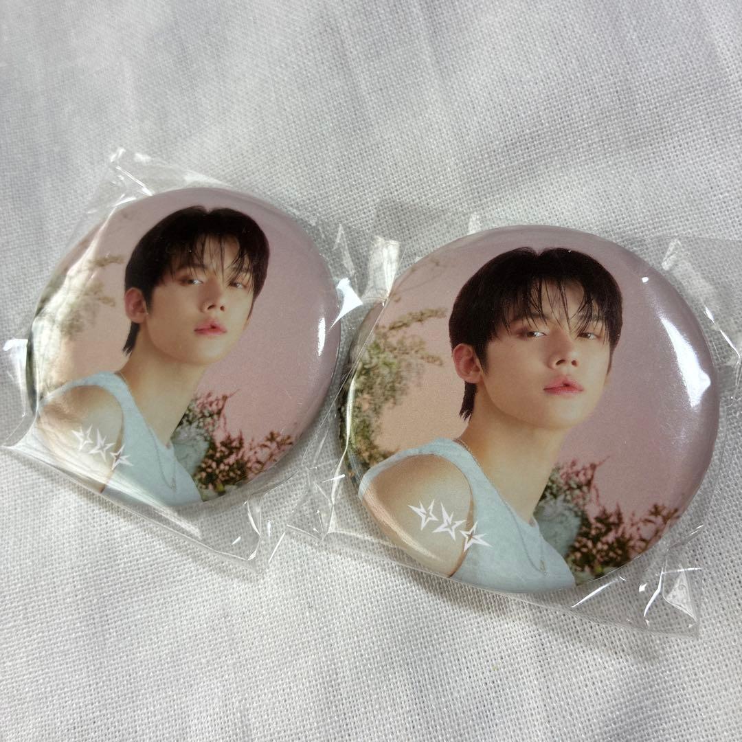 TXT ヨンジュン 缶バッジ 2個セット - メルカリ
