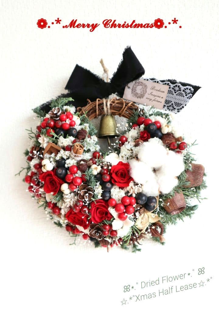 ドライフラワーꕤ︎︎赤いバラと木の実いっぱい Xmas 花籠リースꕤ壁飾り