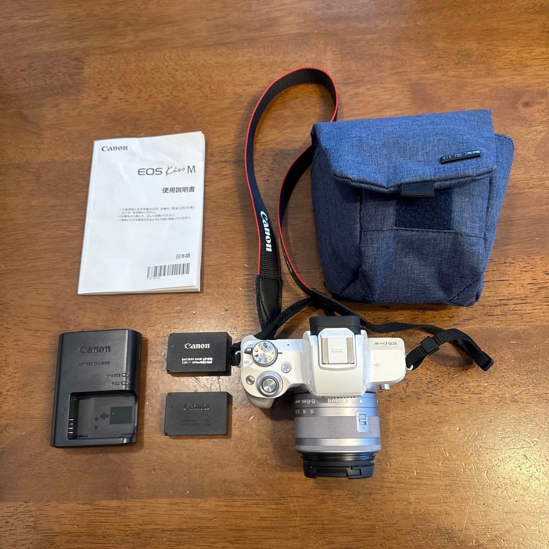 Canon EOS Kiss M ホワイト 本体と付属品 Amazon | Canon ミラーレス一眼カメラ EOS Kiss M ボディー ホワイト