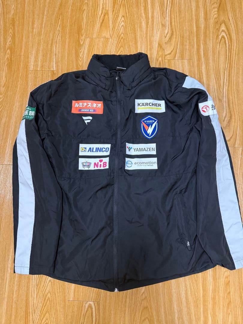 Vファーレン長崎 ウィンドブレーカー - メルカリ