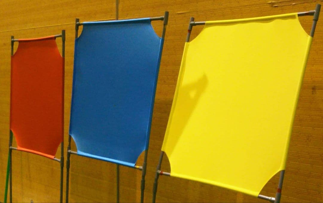 レッド BIGサイズ　 角度が変えられる壁打ち無音布(むおんふ