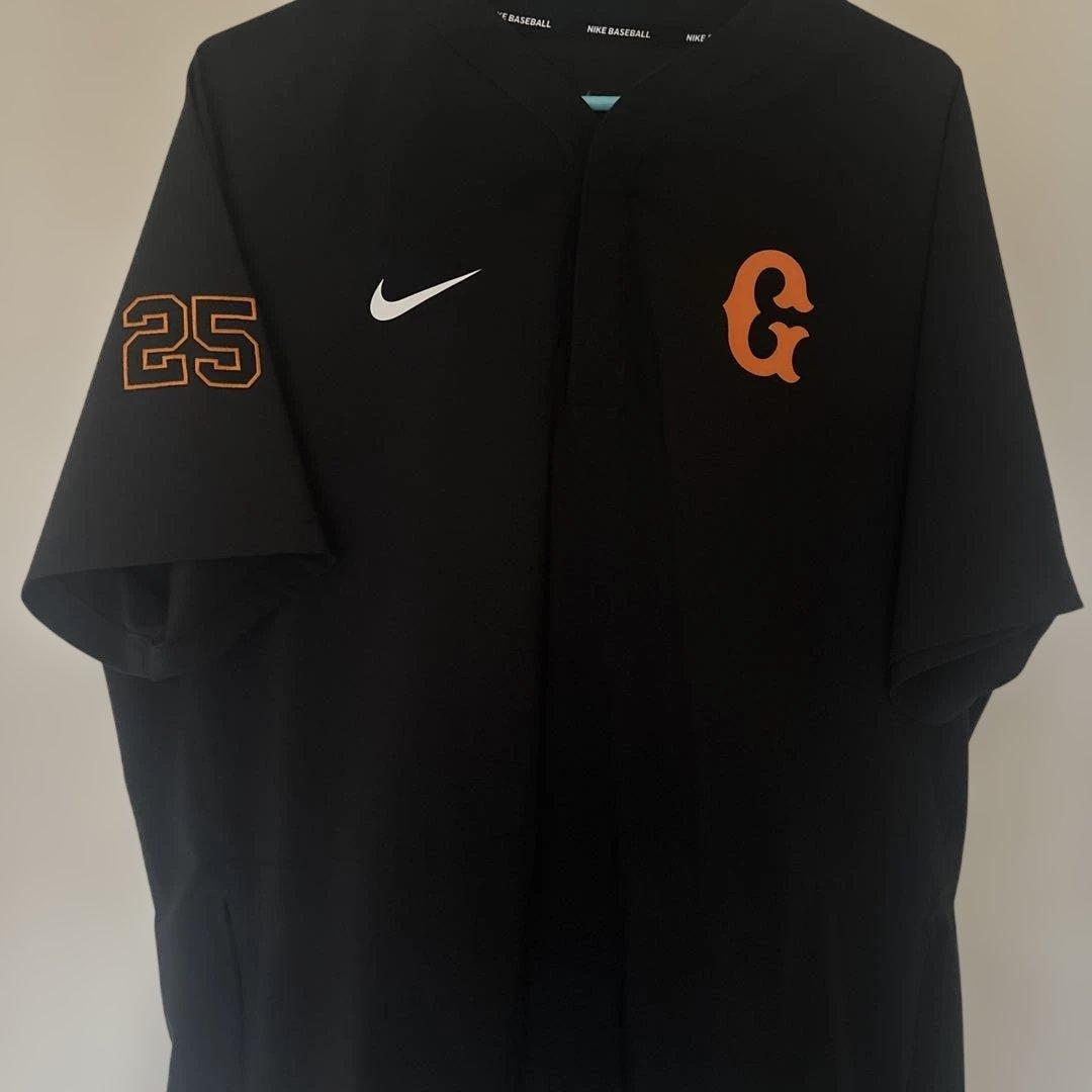読売ジャイアンツNIKE(練習着) 黒ウインドシャツ ジャケット - メルカリ