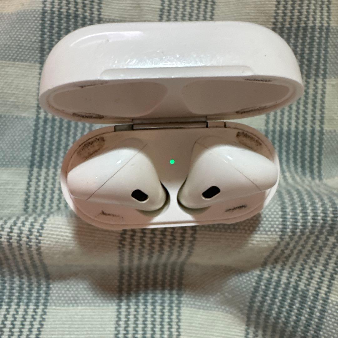 AirPods 第2世代 左耳故障 ジャンク - メルカリ