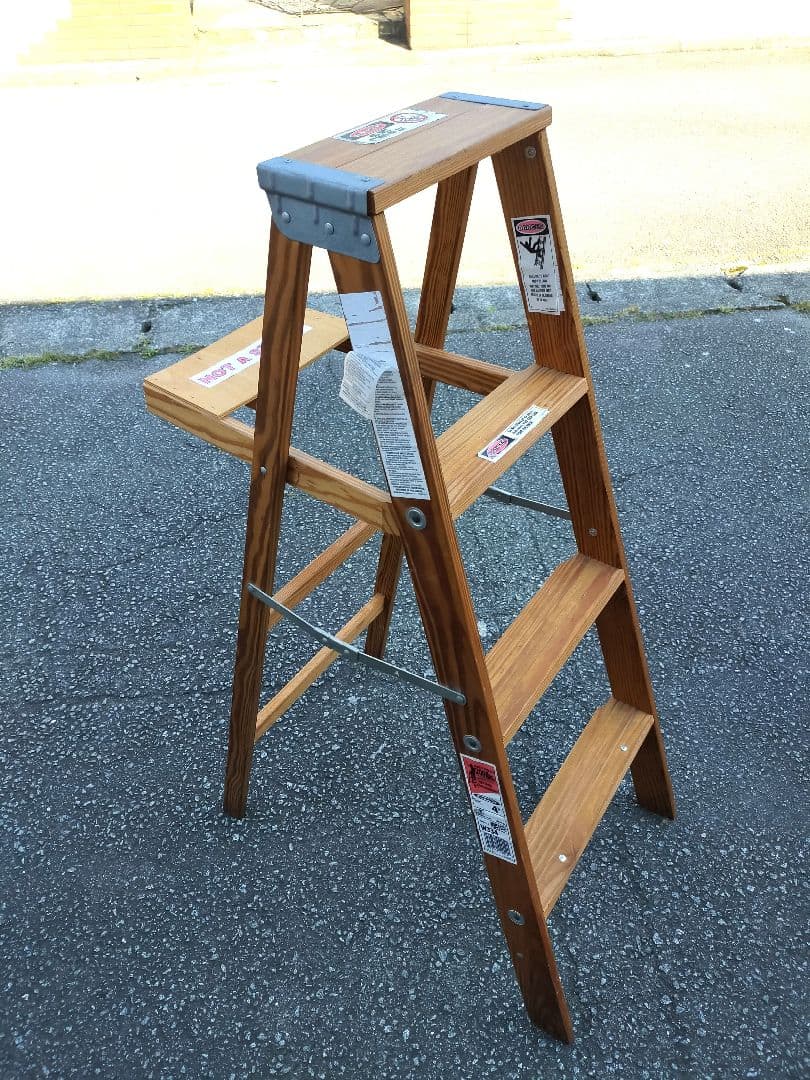 werner laddee ステップラダー 楽天市場】WERNER 4FT TYPE II FIBERGLASS STEP LADDER 5904 225lb
