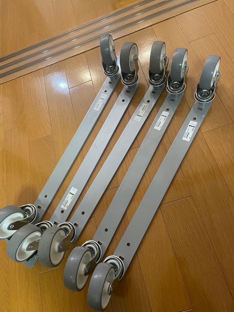 EXPEDIT カラックスキャスター 5本セット【説明書・取り付け用金具付き】 Kallax の説明書: IKEA 組み立てマニュアルと安定性のためのヒント