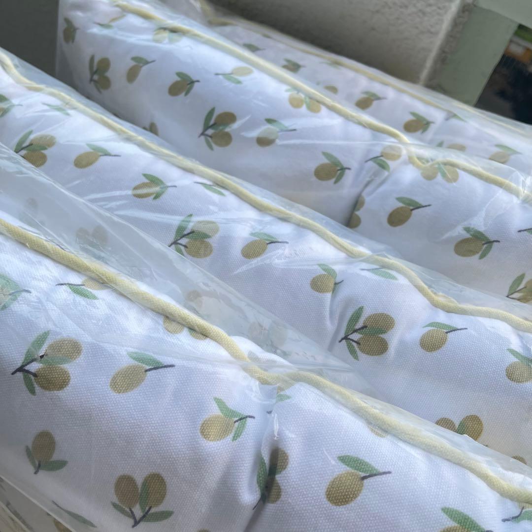 【4枚】ローラアシュレイシートパッド　オリーブ＆レモン　新品タグ付き