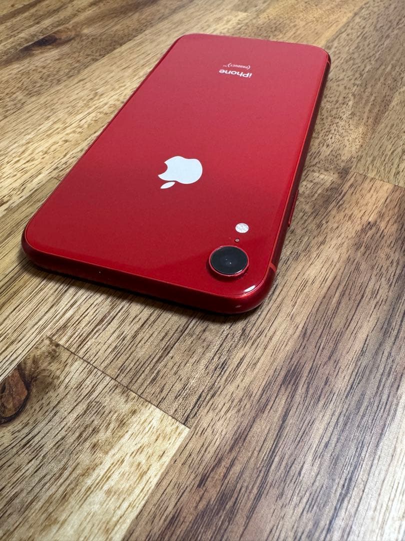 Apple iPhone XR RED 64GB 画面割れ無し - メルカリ