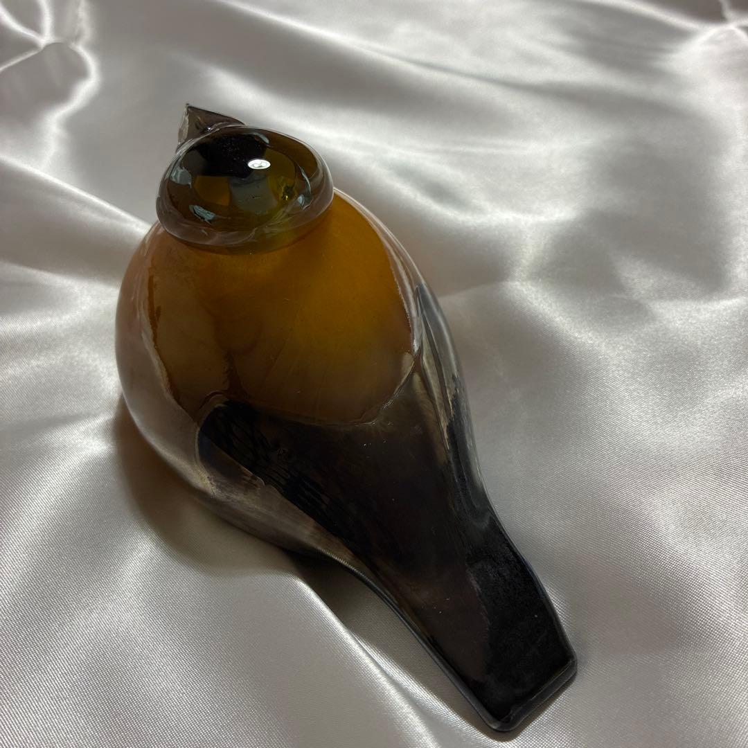 ガラス製 鳥の置物 Golden Finch オイバトイッカ - メルカリ