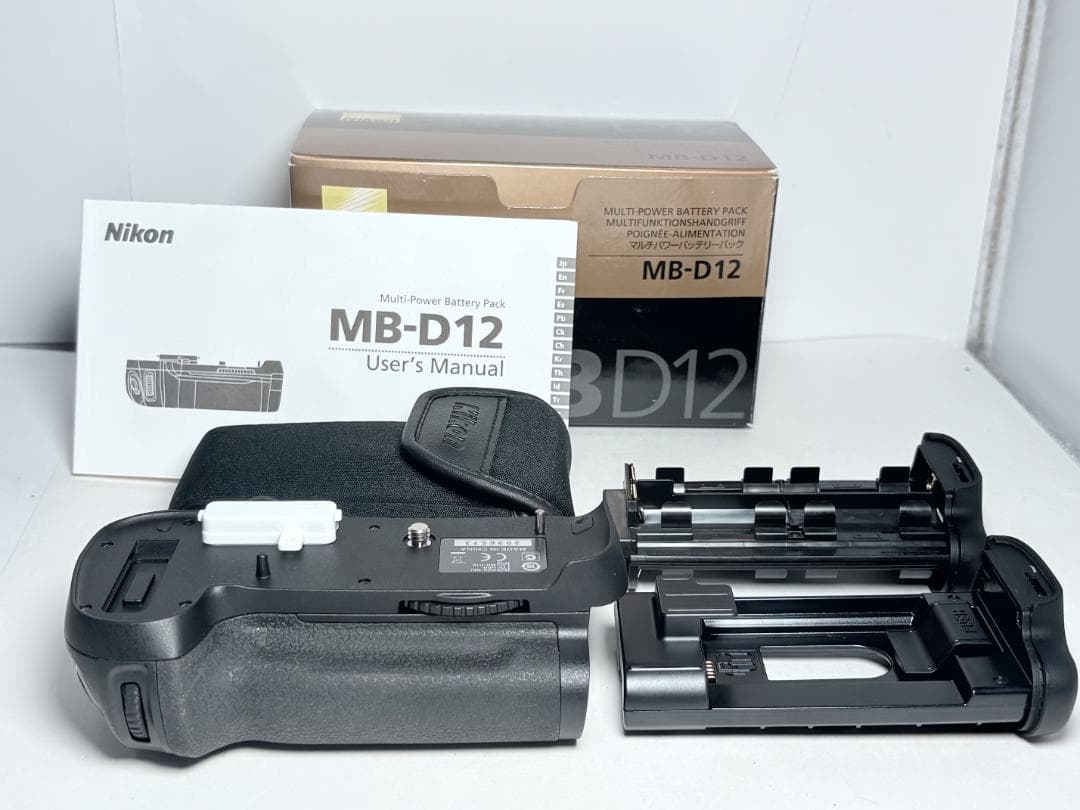 新品級 ニコン MB-D12 マルチパワーパック マルチパワーバッテリーパック MB-D18 - 概要 | アクセサリー | ニコン