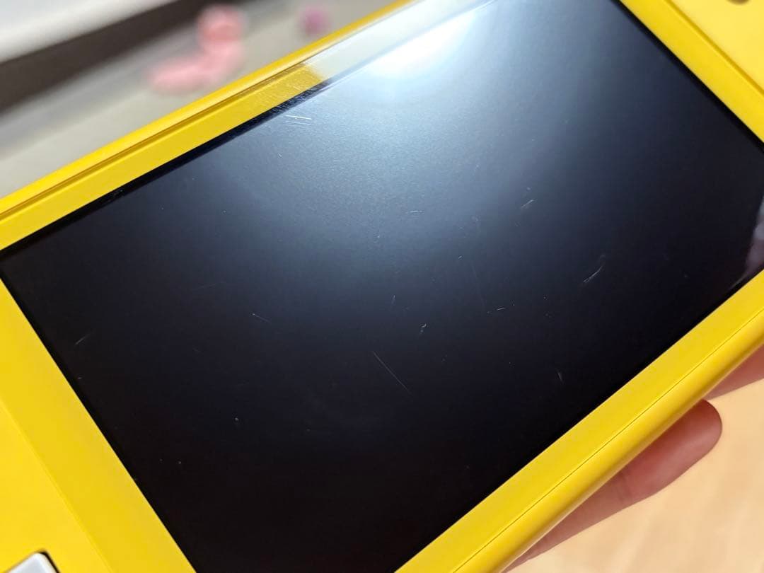 Nintendo Switch Light イエロー 本体 充電器付き - メルカリ