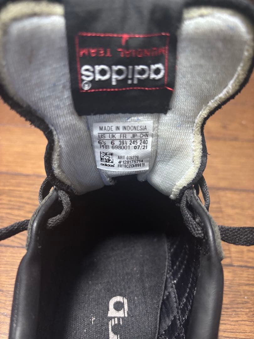アディダス　adidas ムンディアルチーム　24.5cm